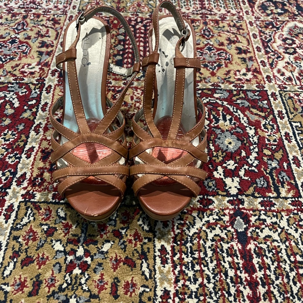 Platform Wedge ❤️🕶 - Picture 4 of 5